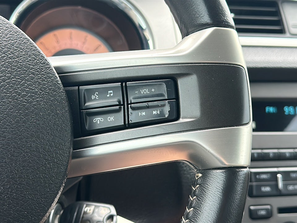 2011 Ford Mustang GT Premium