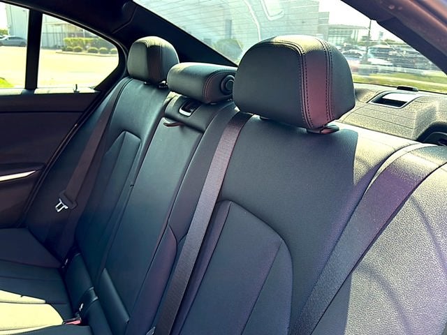 2021 BMW 3 Series 330i