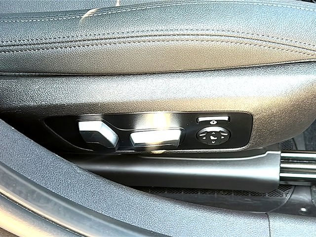 2021 BMW 3 Series 330i
