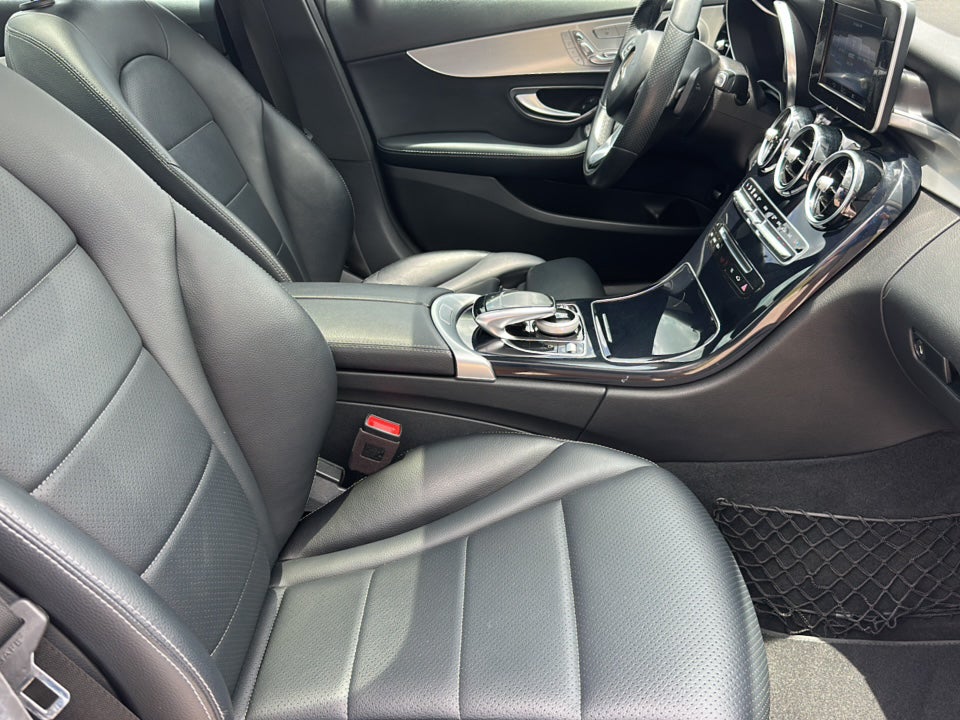 2016 Mercedes-Benz C 300 C 300