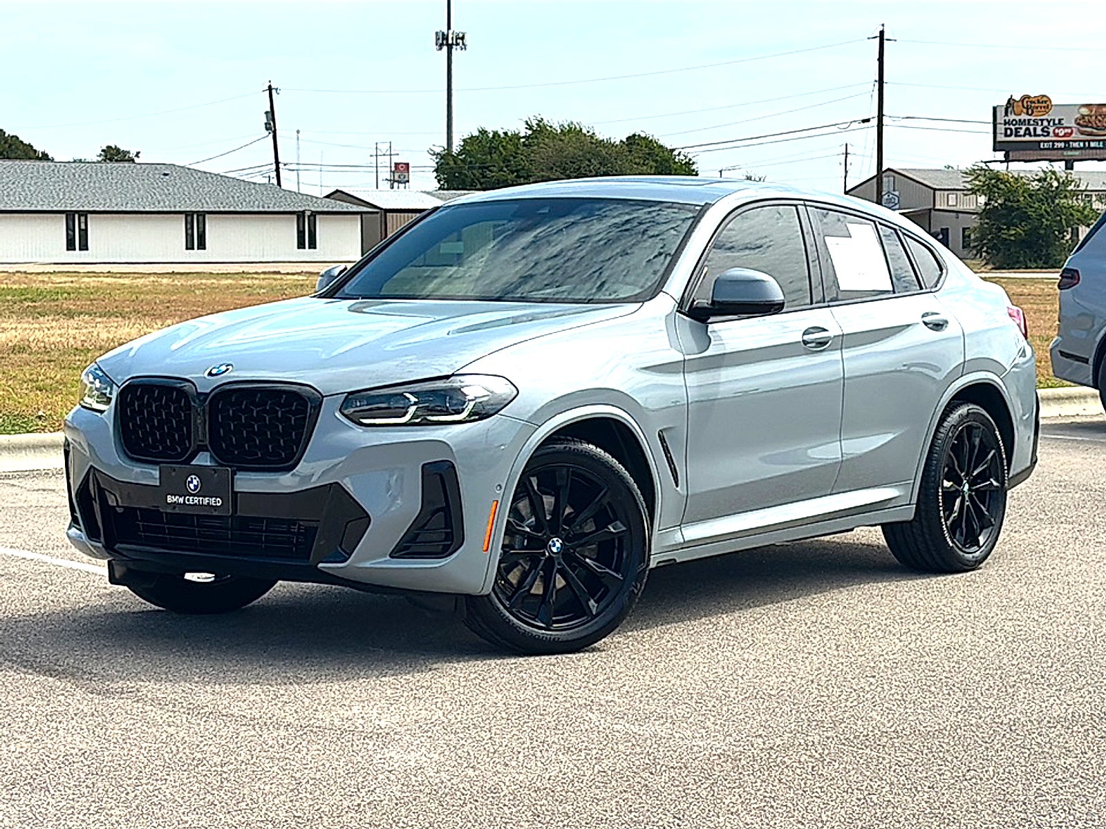 2023 BMW X4 xDrive30i