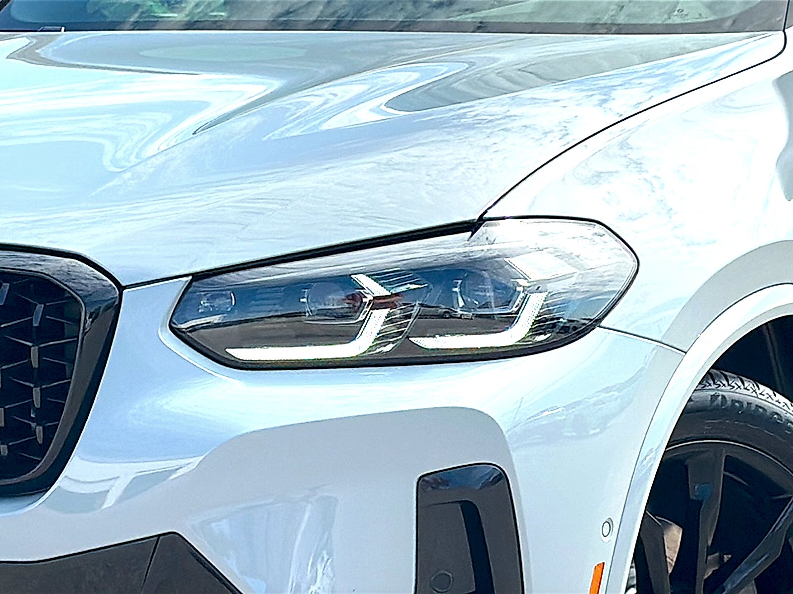 2023 BMW X4 xDrive30i