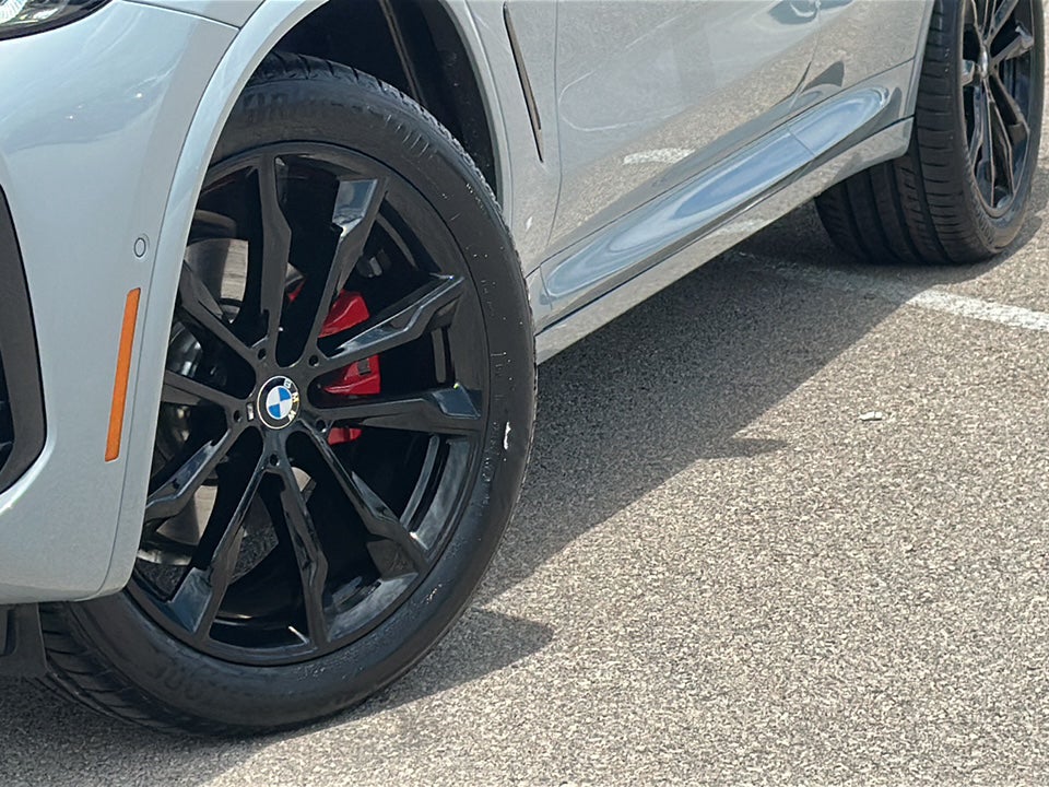 2025 BMW X4 xDrive30i