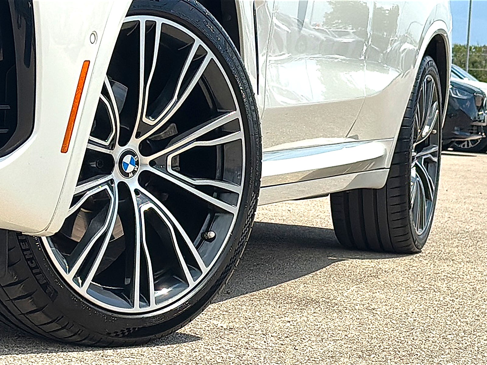 2024 BMW X4 xDrive30i