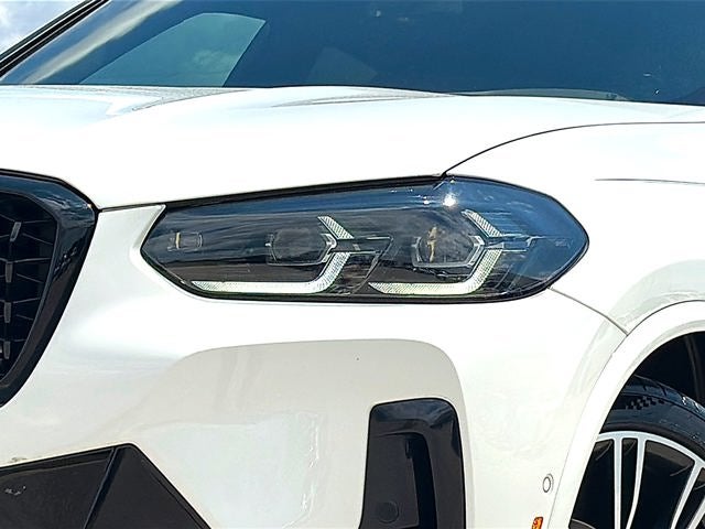 2024 BMW X4 xDrive30i
