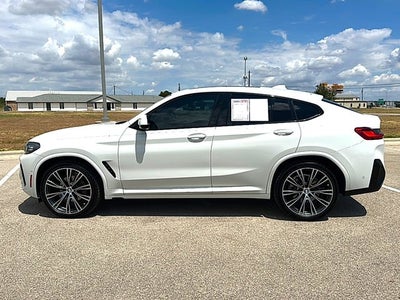 2024 BMW X4 xDrive30i
