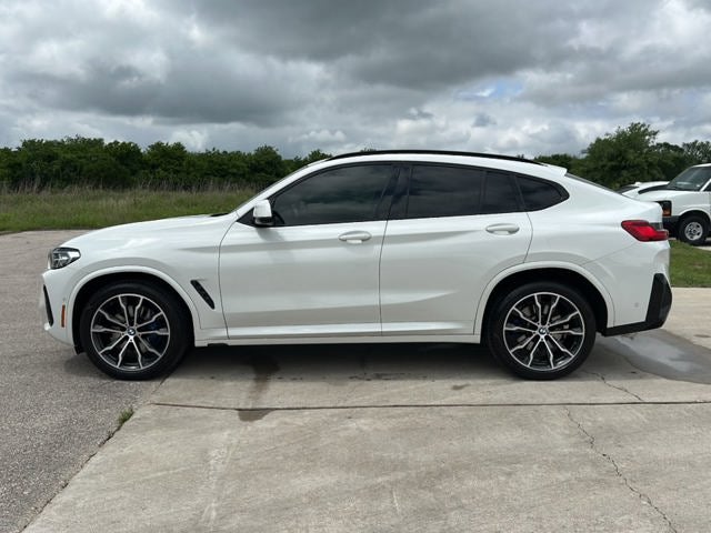 2022 BMW X4 xDrive30i
