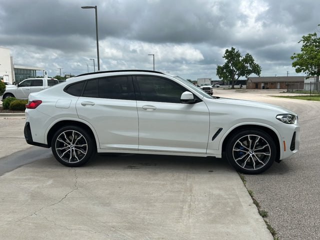 2022 BMW X4 xDrive30i