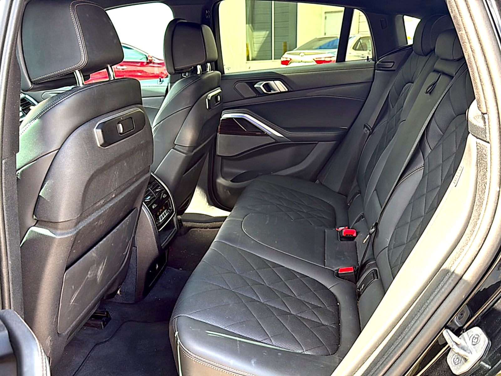 2024 BMW X6 xDrive40i