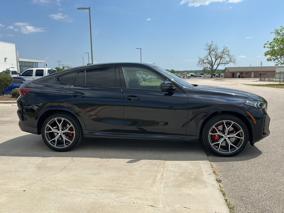 2024 BMW X6 xDrive40i