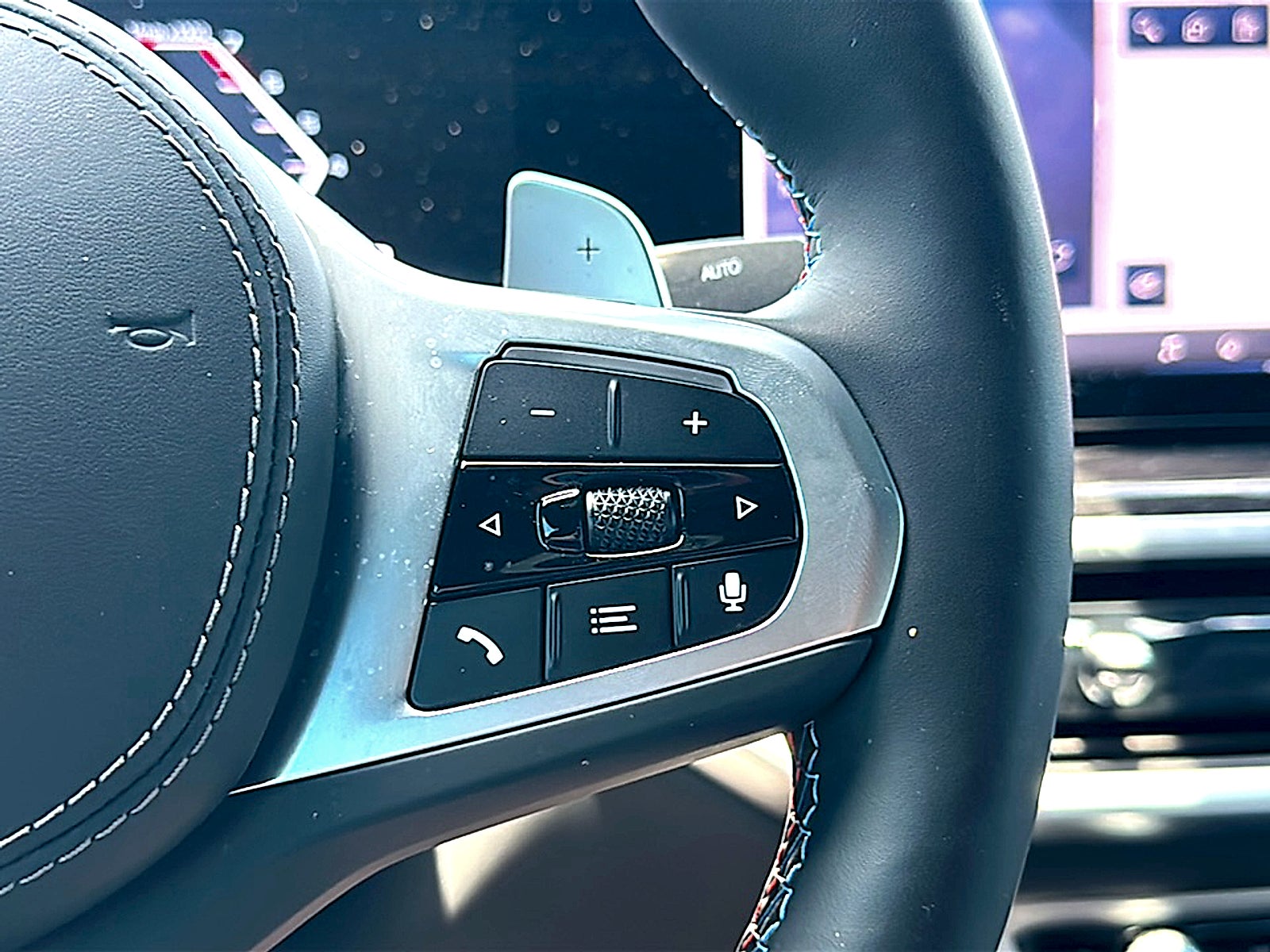 2026 BMW X6 M60i