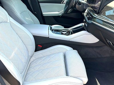 2026 BMW X6 M60i