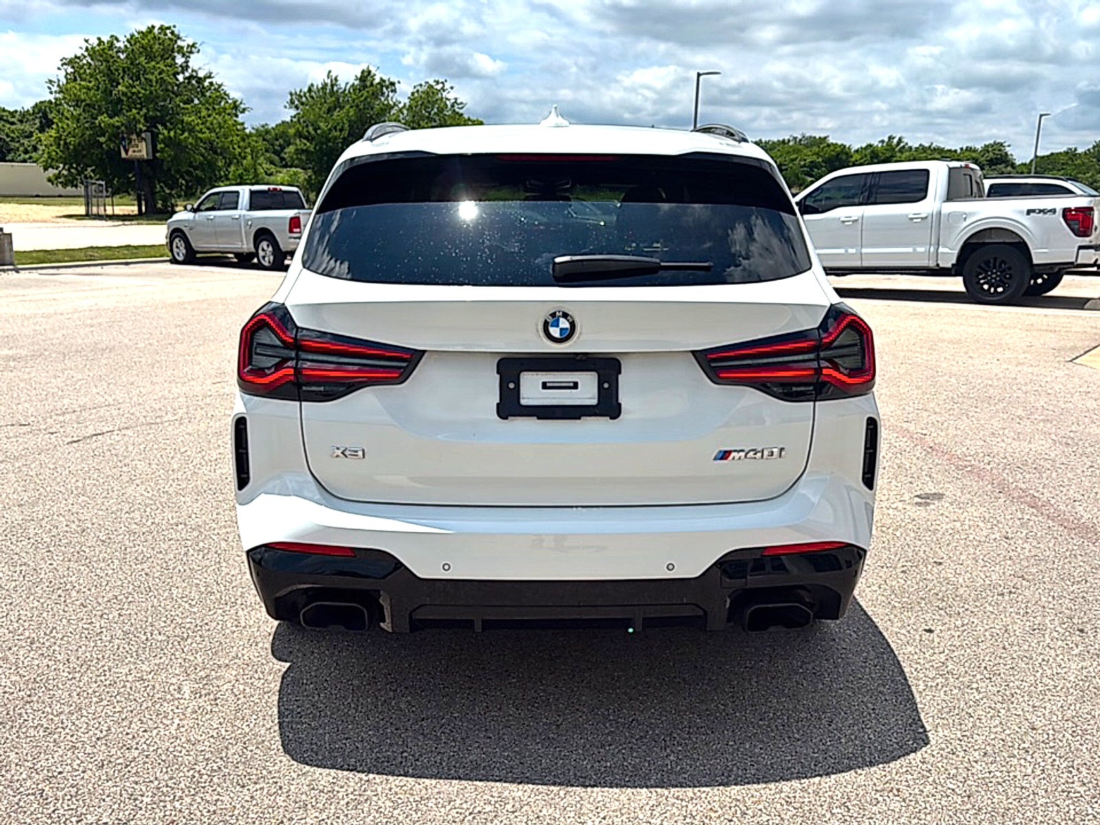 2023 BMW X3 M40i
