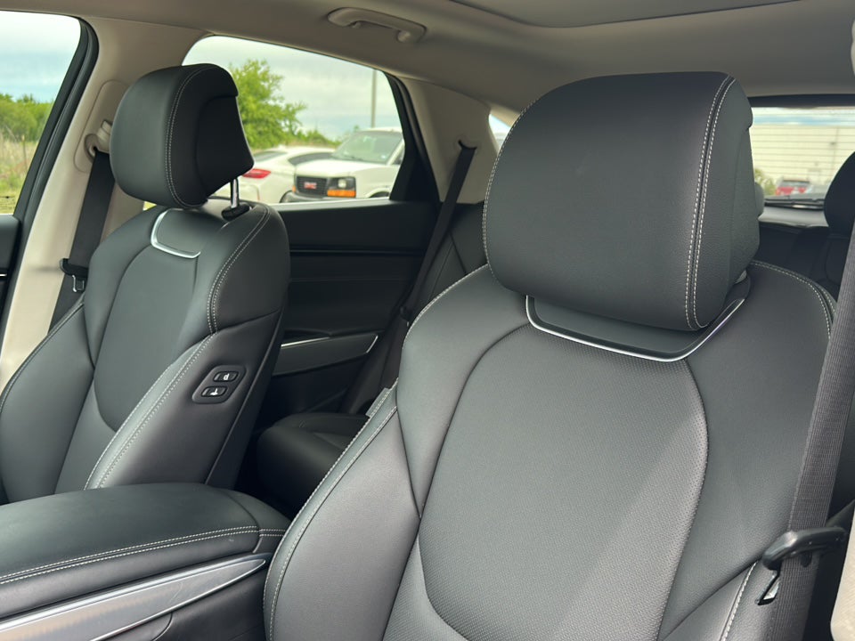 2025 Genesis GV70 2.5T AWD