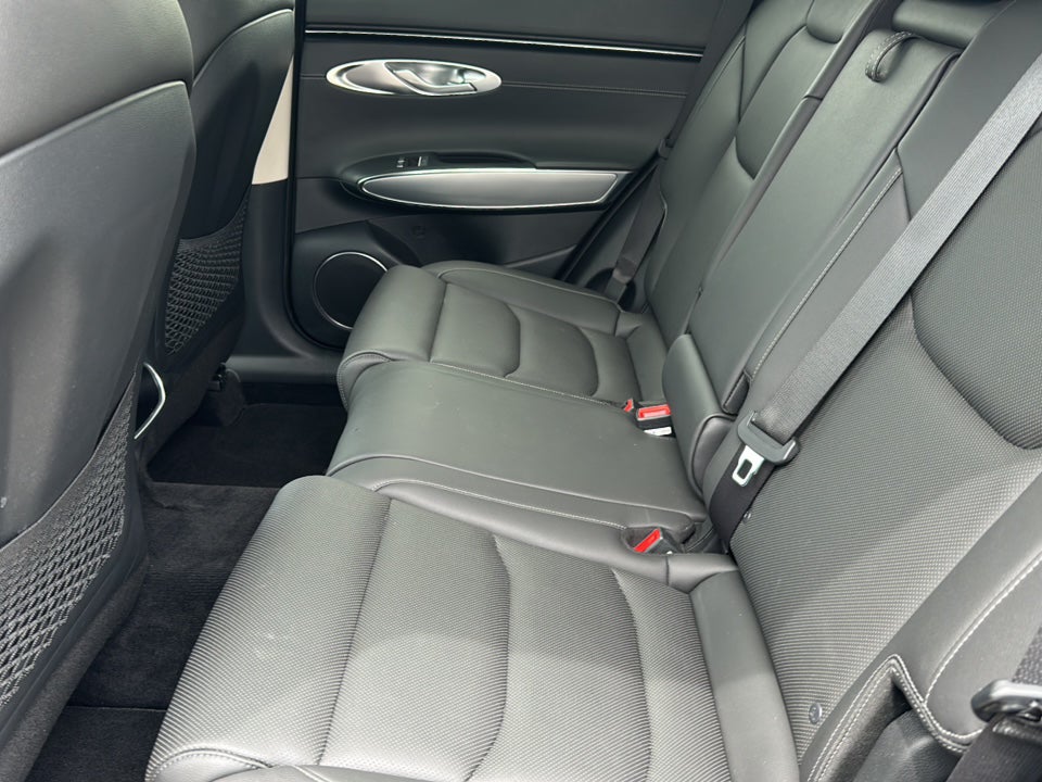 2025 Genesis GV70 2.5T AWD