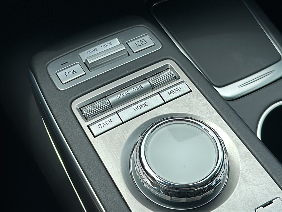 2025 Genesis GV70 2.5T AWD