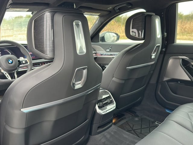2026 BMW 7 Series 740i
