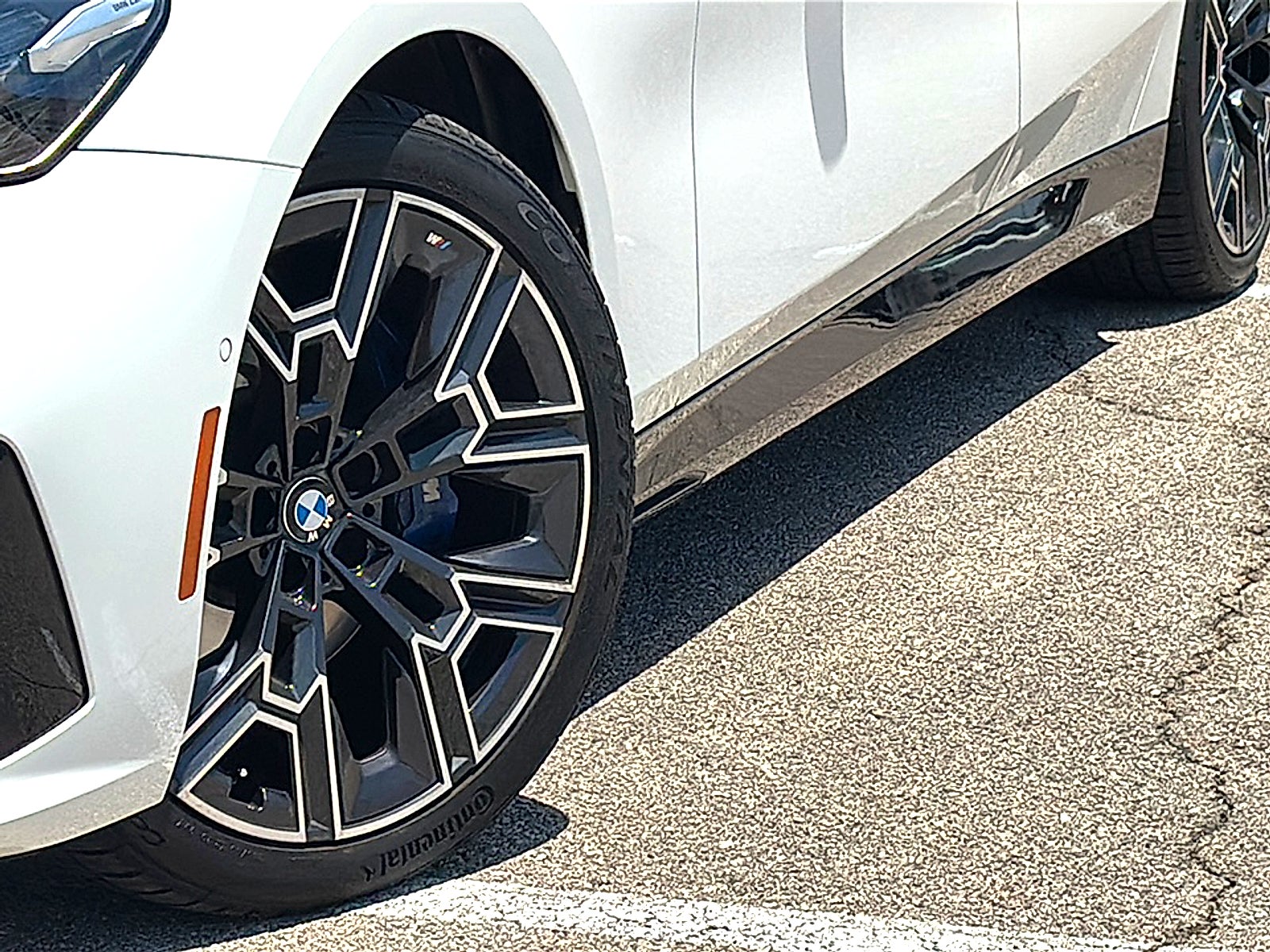 2024 BMW 5 Series 530i
