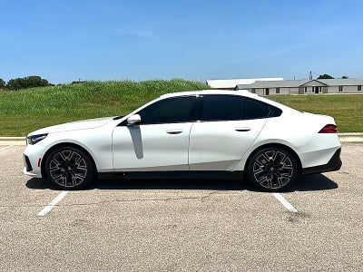 2024 BMW 5 Series 530i