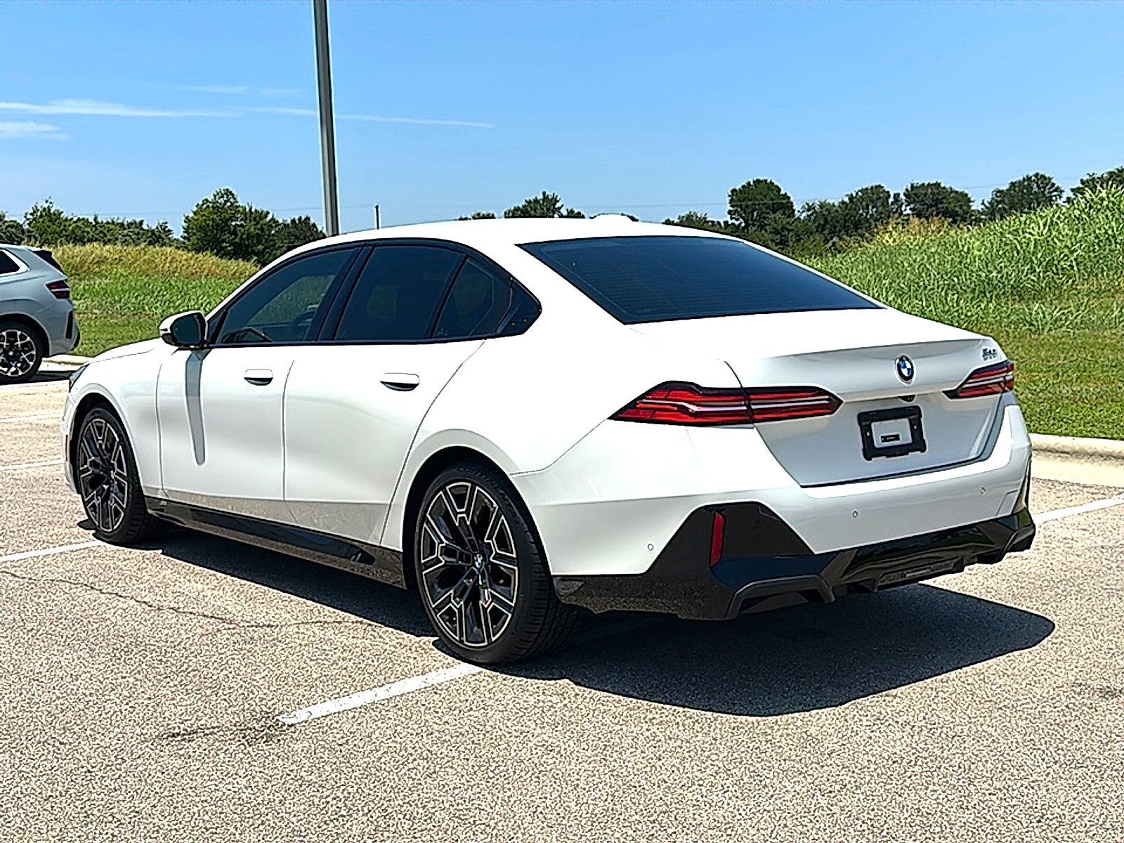 2024 BMW 5 Series 530i