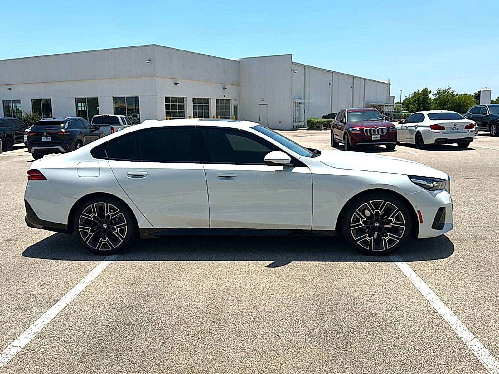 2024 BMW 5 Series 530i