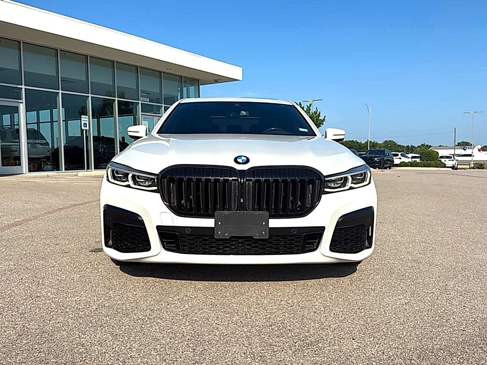 2022 BMW 7 Series 740i
