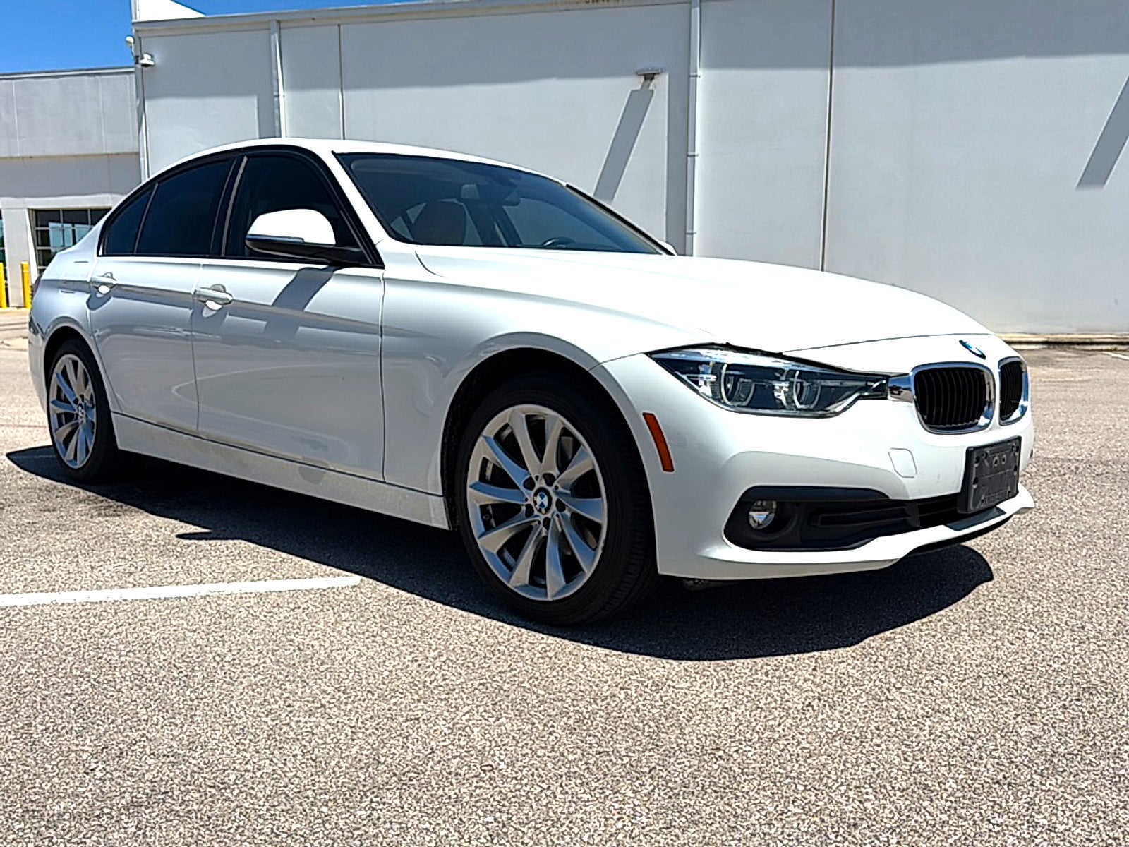 2018 BMW 3 Series 320i