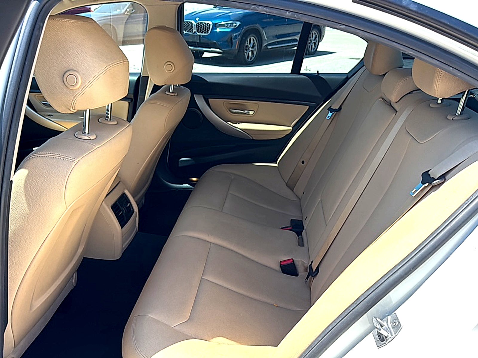 2018 BMW 3 Series 320i