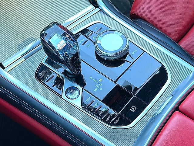 2024 BMW 8 Series 840i