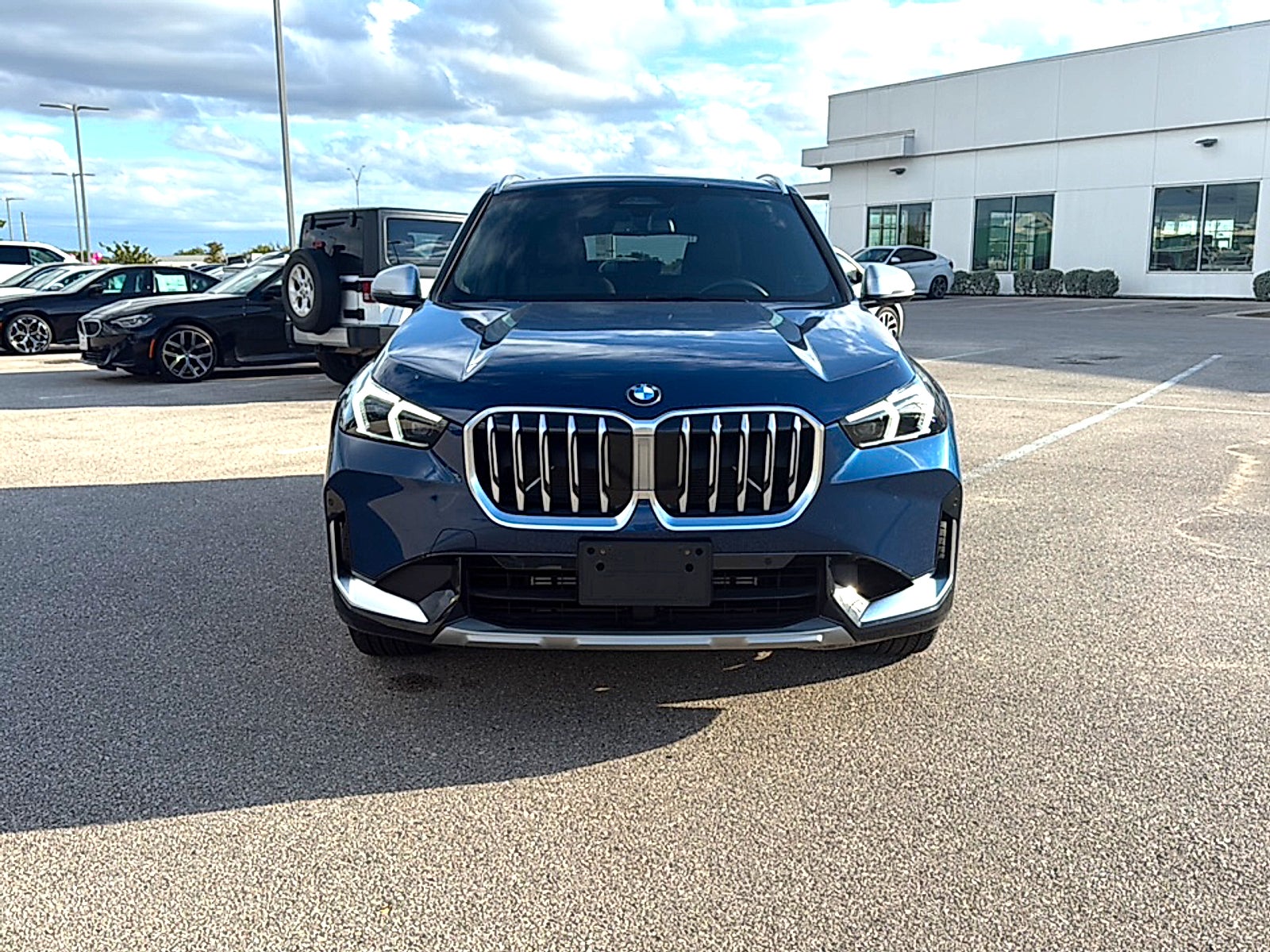 2023 BMW X1 xDrive28i