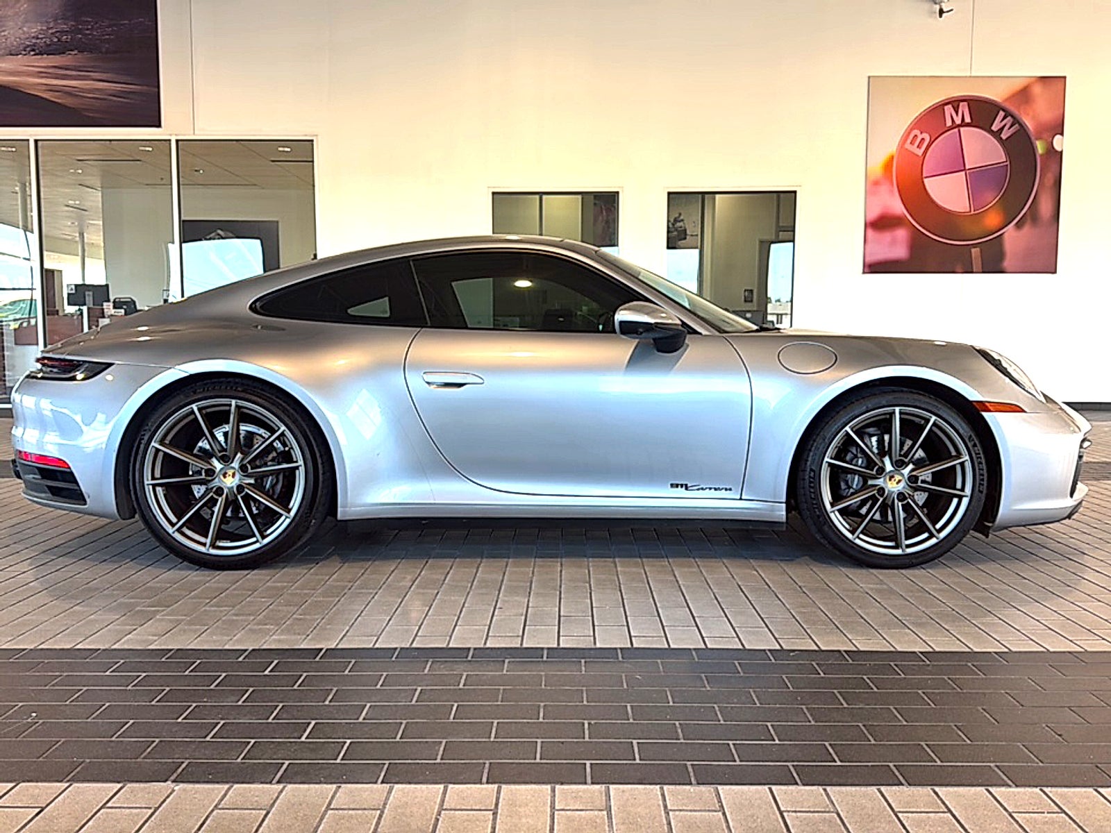 2021 Porsche 911 Carrera