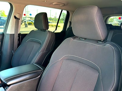 2021 Jeep Grand Cherokee L Laredo 4x4