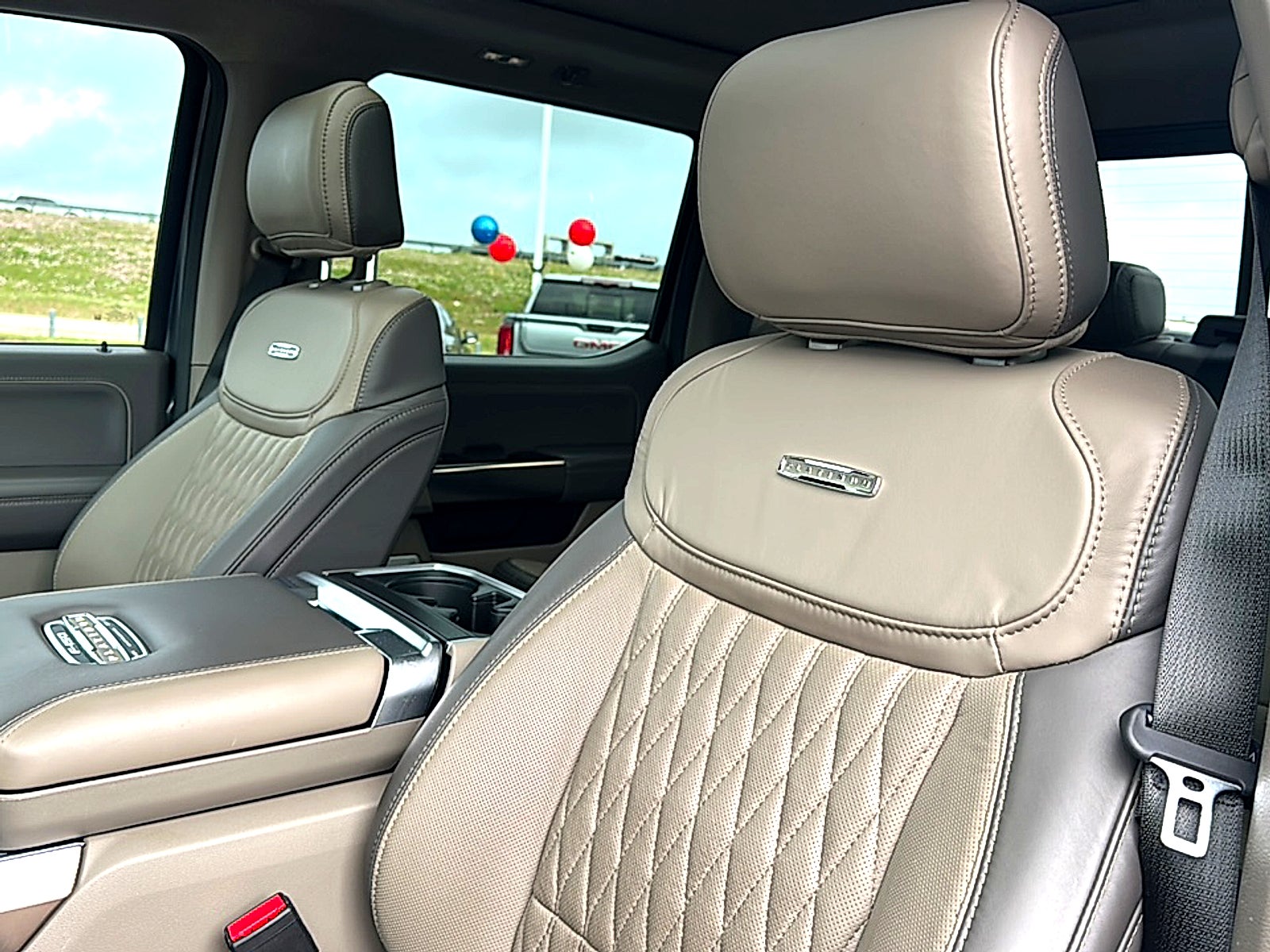 2024 Ford F-150 Platinum