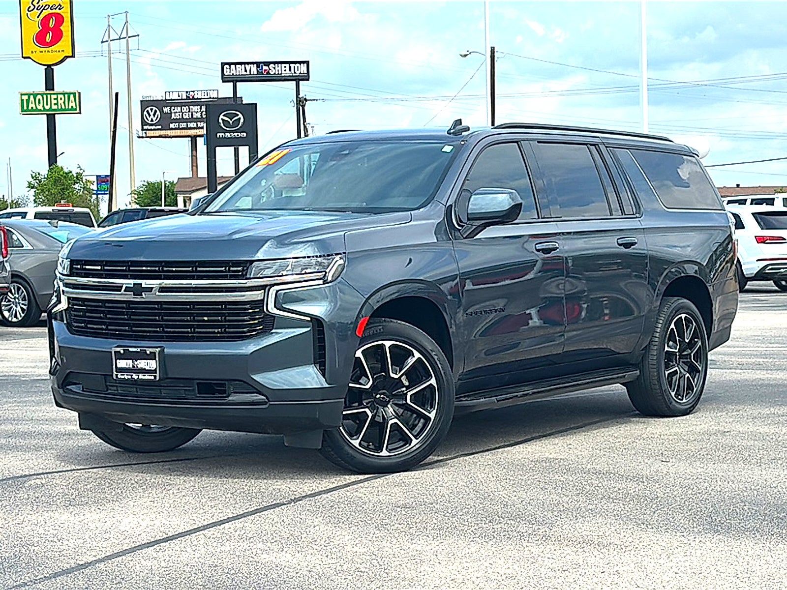 2021 Chevrolet Suburban RST