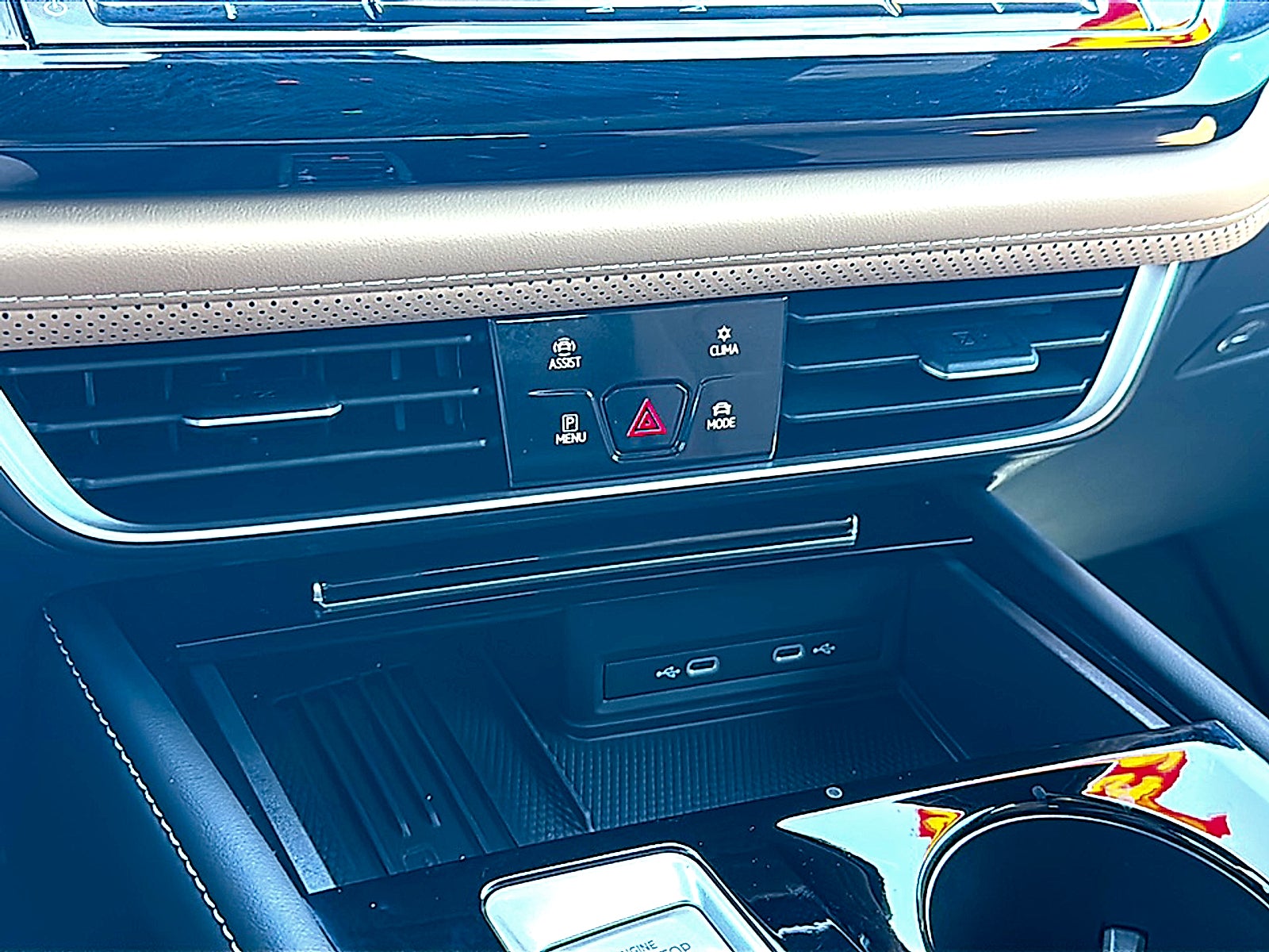 2025 Volkswagen Atlas Cross Sport 2.0T SEL R-Line Black