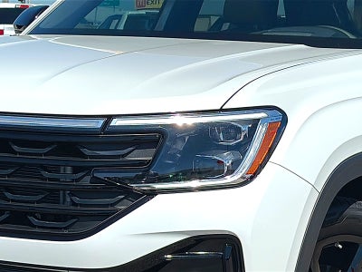 2025 Volkswagen Atlas Cross Sport 2.0T SEL R-Line Black