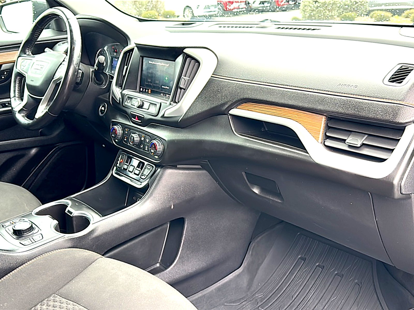 2021 GMC Terrain SLE