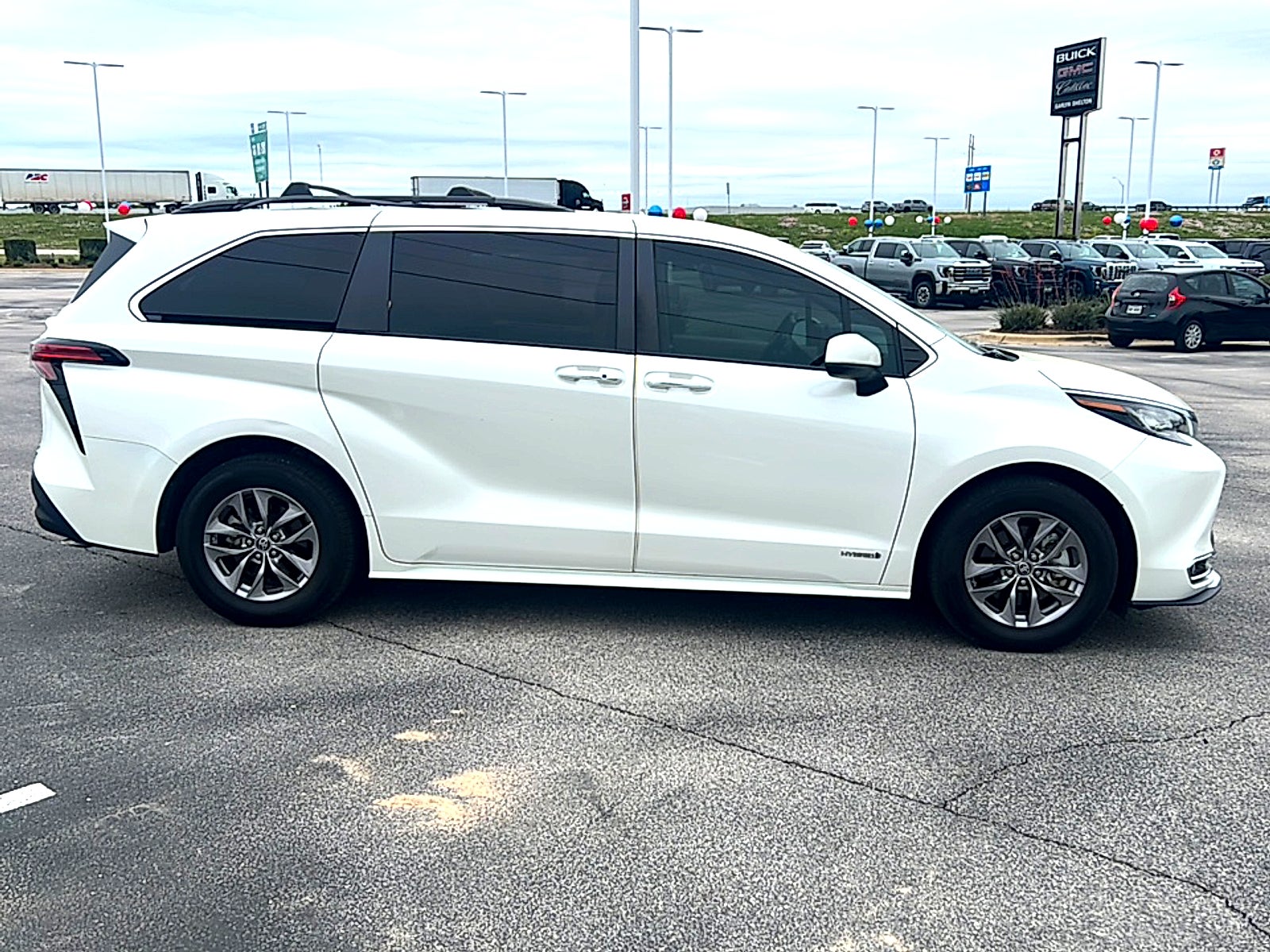 2021 Toyota Sienna XLE
